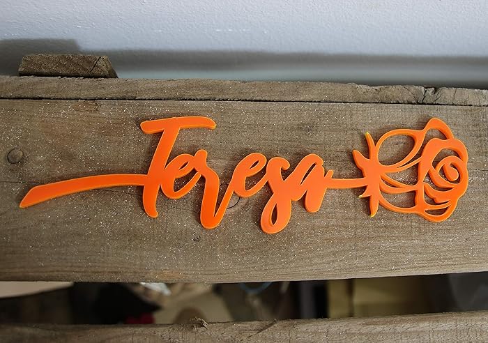 rosa personalizada con nombre naranja